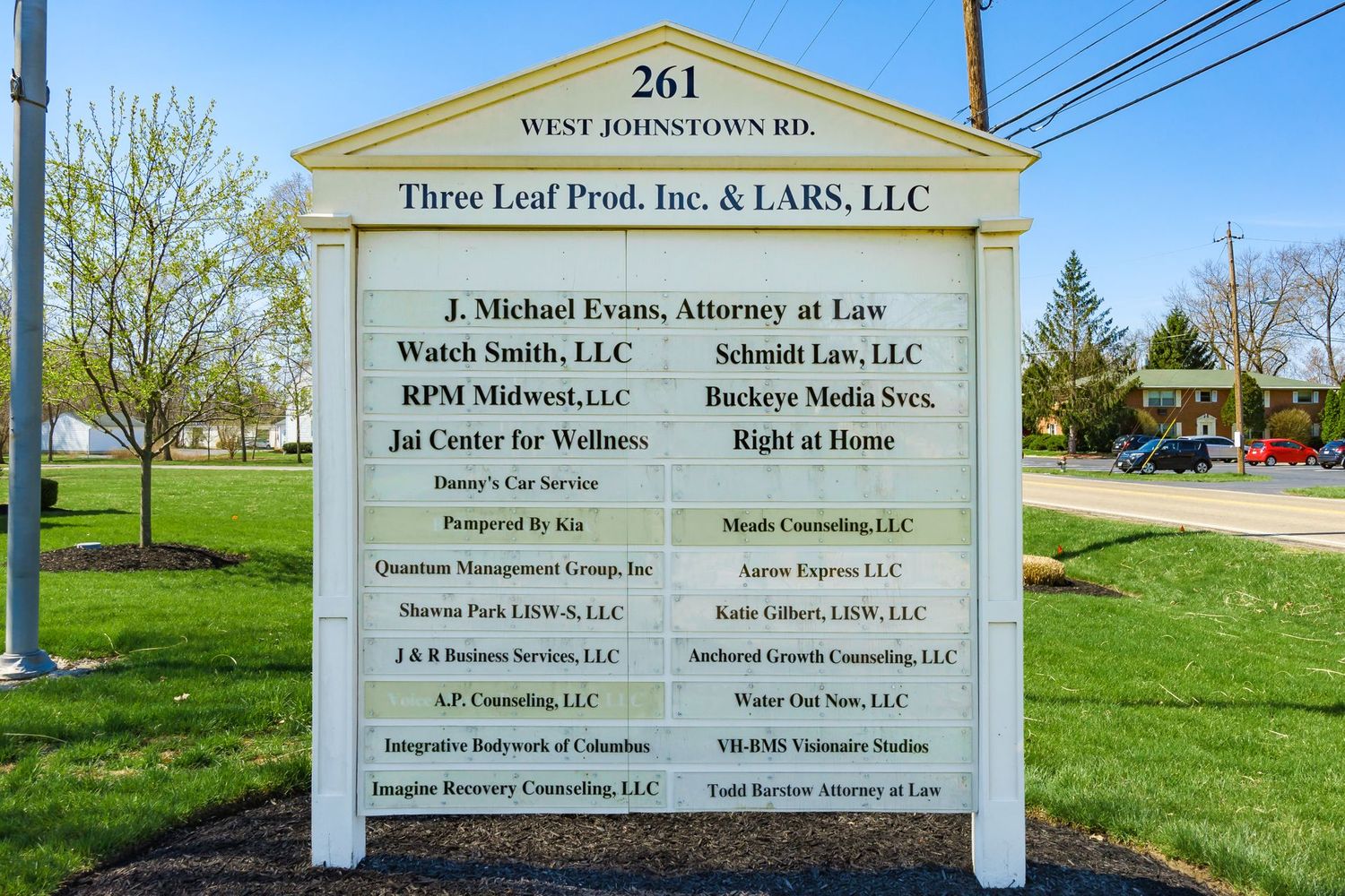 261 W Johnstown Rd, Gahanna, OH 43230